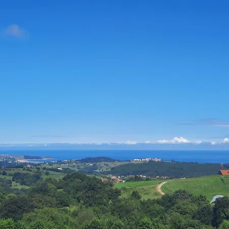 Vistas Al Mar Y Con Jardin - Casa Abelia Canales (Cantabria)