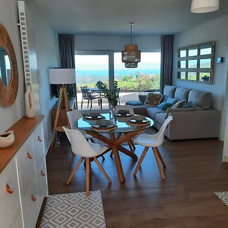 Vistas Al Mar Y Con Jardin - Casa Abelia * Canales (Cantabria)