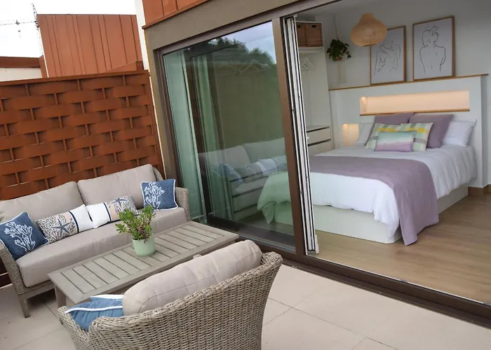 Apartmán Vistas Al Mar Y Con Jardin - Casa Abelia